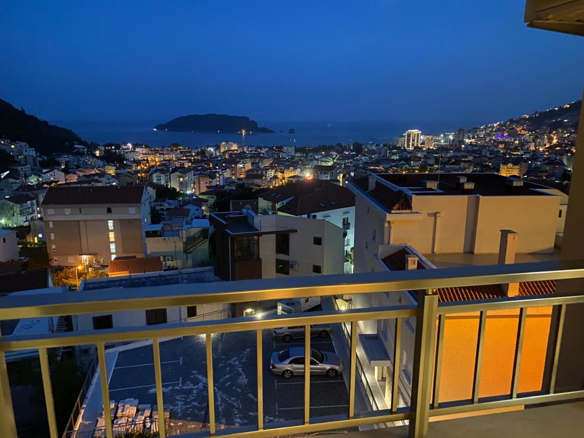 Aparthotel Vistamar & 4*