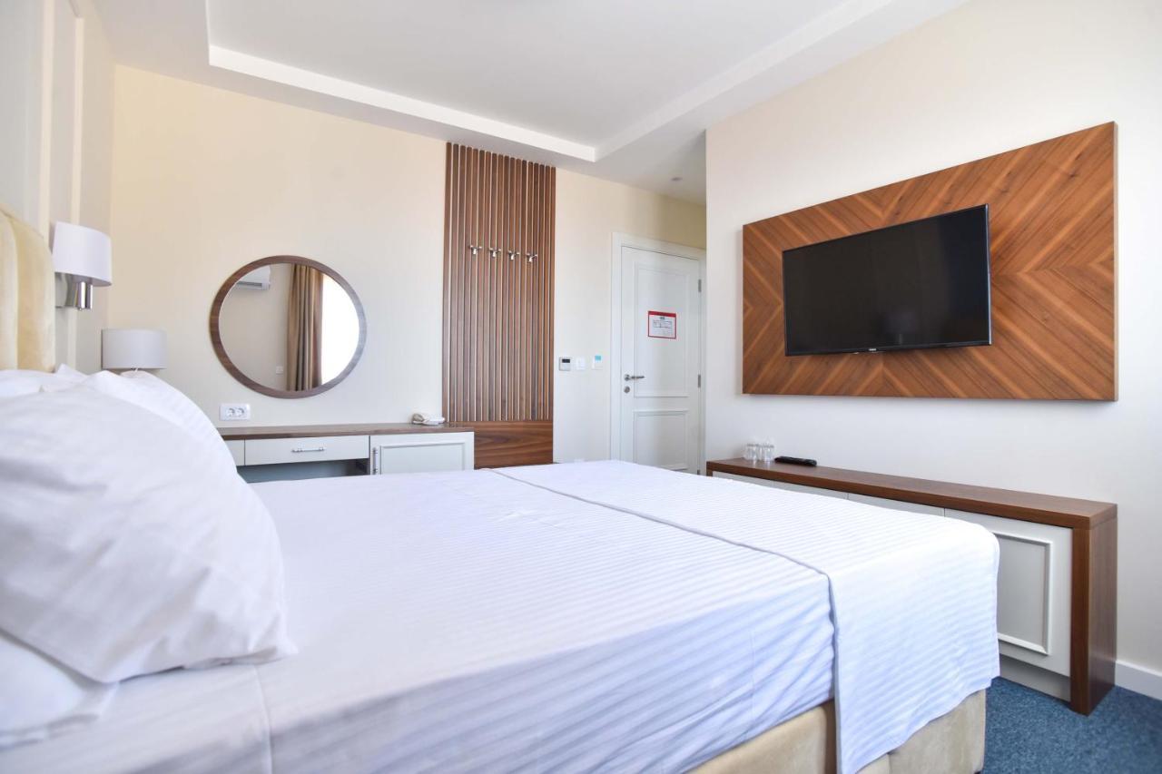 Vistamar & Aparthotel 4*