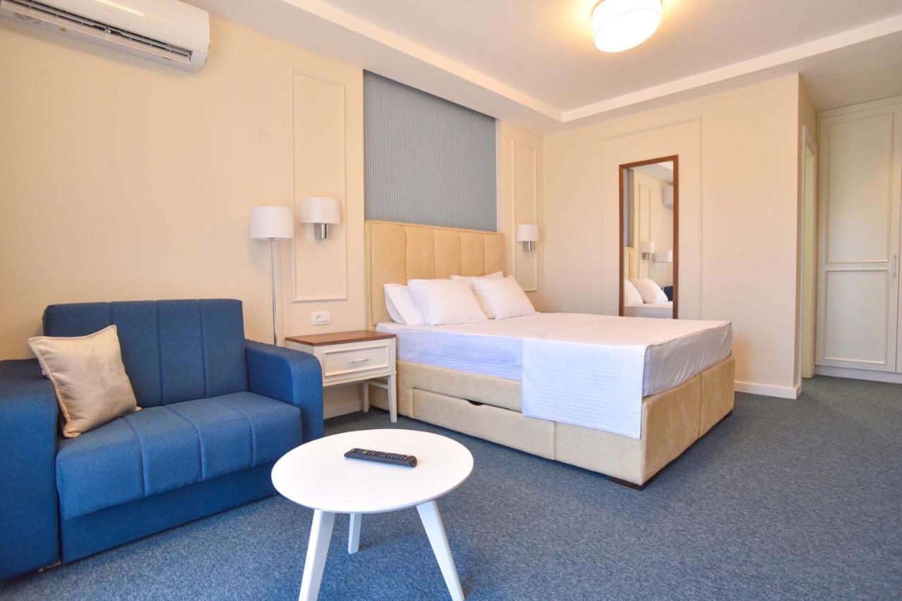 Vistamar & Aparthotel 4*