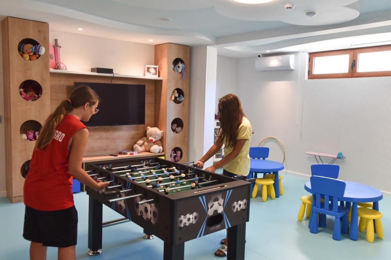 Aparthotel Vistamar & Budva