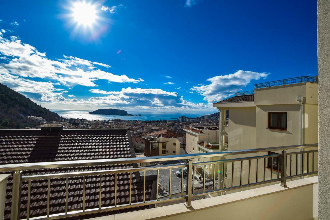 Aparthotel Vistamar & 4*