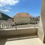 Vistamar Hotel & Apartments